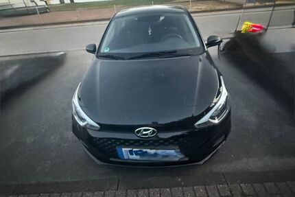 Hyundai i20 64.000 km 7.900 &euro; Baesweiler 52499