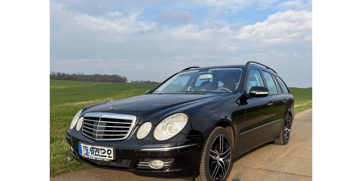 Mercedes-Benz E 320 339.700 km 8.999 &euro; Mücke 35325