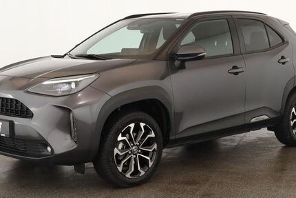 Toyota Yaris Cross 11.100 km 24.684 &euro; Düsseldorf 40233