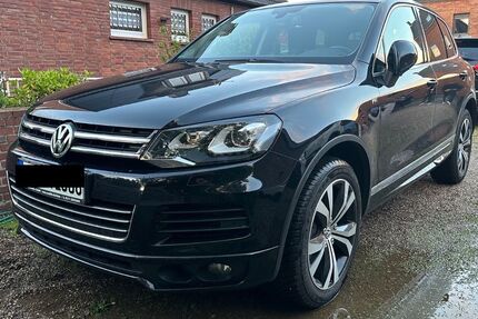 VW Touareg 102.000 km 22.499 € Wolken 56332