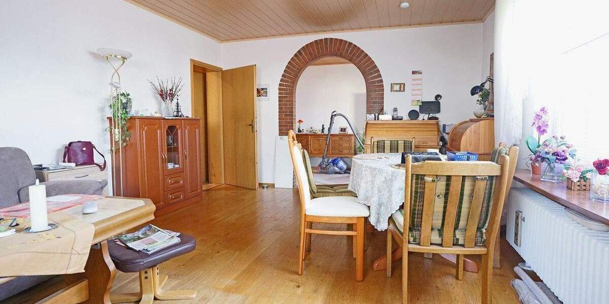 Doppelhaushälfte Kaufungen / Oberkaufungen Oberkaufungen - 7 Zimmer, 202 m&sup2;, 280.000&euro; | Angebot:25727964