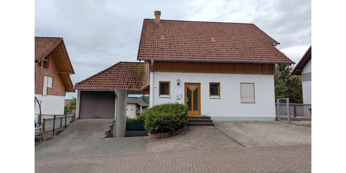 Einfamilienhaus Steinwenden - 9 Zimmer, 225 m&sup2;, 425.000&euro; | Angebot:27254521