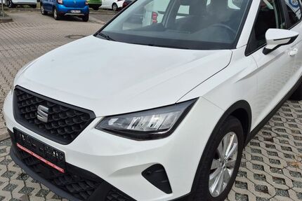 Seat Arona 67.203 km 15.999 &euro; Roßwein 04741