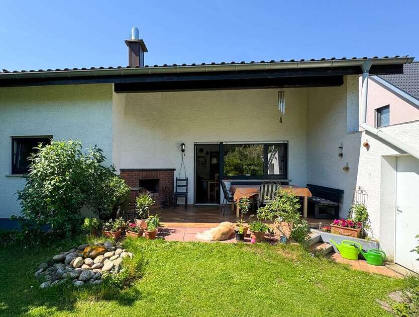 Haus zum Kaufen in Philippsburg Huttenheim 649.000 € 220 m²