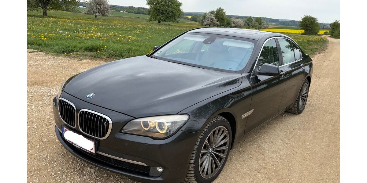 BMW 750 176.000 km 9.800 &euro; Bad Boll 73087