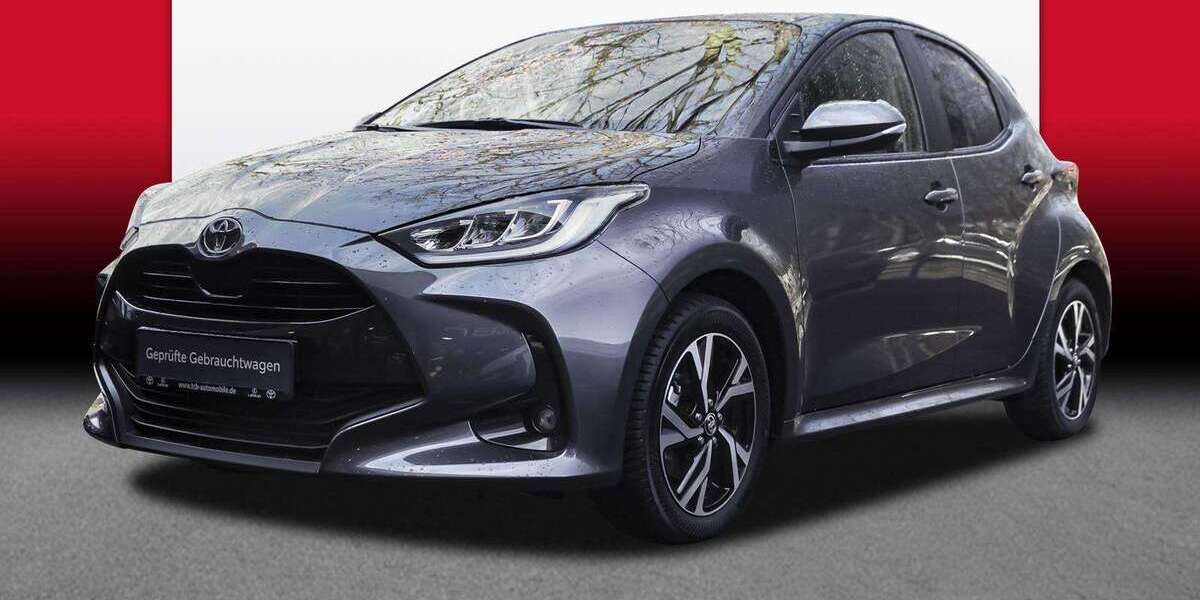 Toyota Yaris 16.393 km 21.889 &euro; Gelsenkirchen 45894