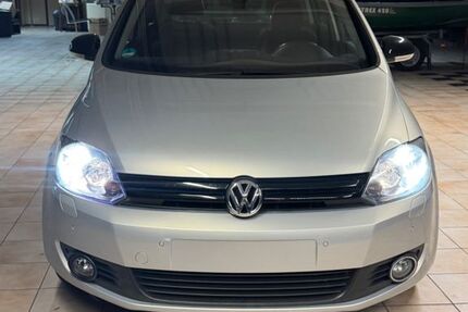 VW Golf 115.000 km 8.499 &euro; Hameln 31785