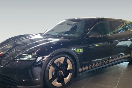 Porsche Taycan 9.900 km 111.950 € Willich 47877