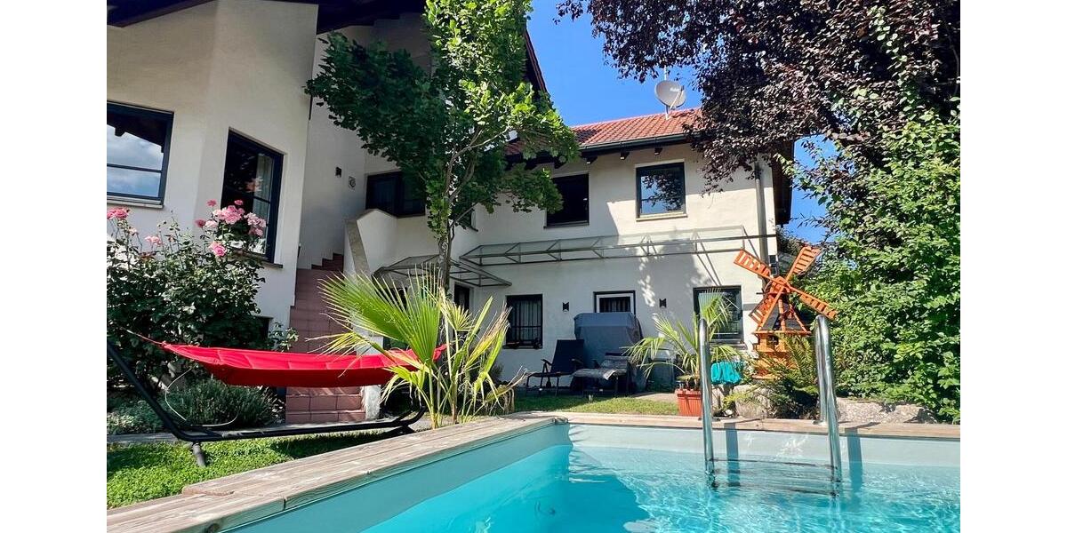 Luxus Landhausvilla mit Panoramablick und Pool Einliegerwohnung 10 zimmer