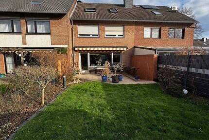 Haus Krefeld Fischeln - 5 Zimmer, 120 m&sup2;, 430.000&euro; | Angebot:25533093