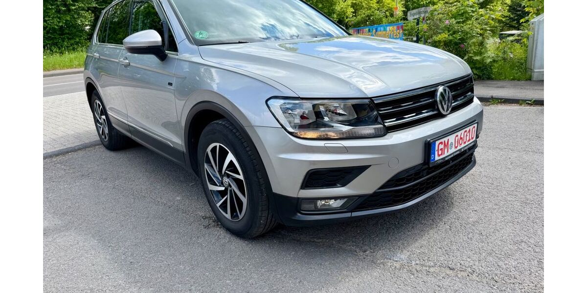 VW Tiguan 97.000 km 19.799 &euro; Engelskirchen 51766