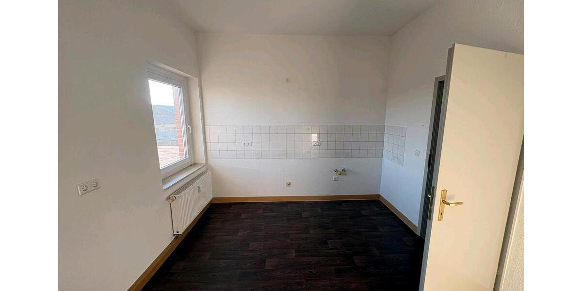 Etagenwohnung Kemberg - 4 Zimmer, 86 m&sup2;, 910&euro; | Angebot:27533110