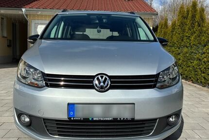 VW Touran 208.000 km 7.490 &euro; Feuchtwangen 91555