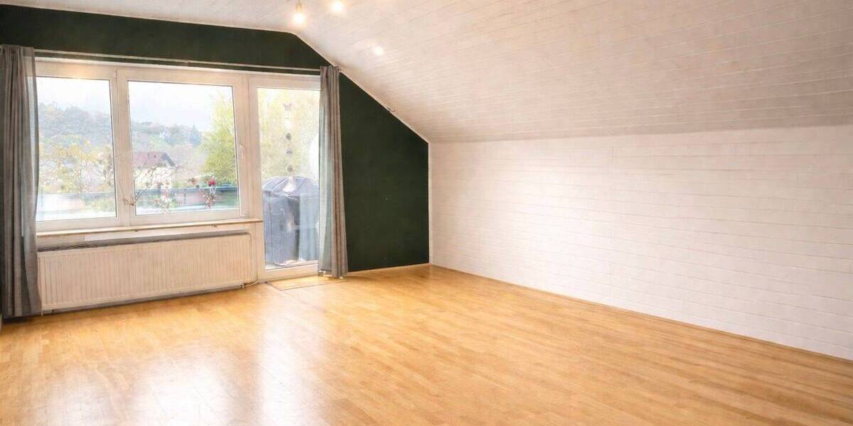 Etagenwohnung Würzburg Oberdürrbach - 4 Zimmer, 108 m&sup2;, 365.000&euro; | Angebot:26257199