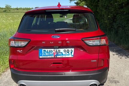 Ford Kuga 65.000 km 17.500 &euro; Gilching 82205