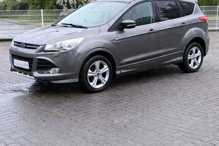 Ford Kuga 75.000 km 12.000 &euro; Wankendorf 24601