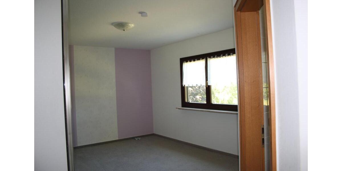 Einfamilienhaus Hachenburg - 6 Zimmer, 203 m&sup2;, 1.420&euro; | Angebot:26410432