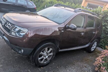 Dacia Duster 90.500 km 7.300 &euro; Prüm 54595
