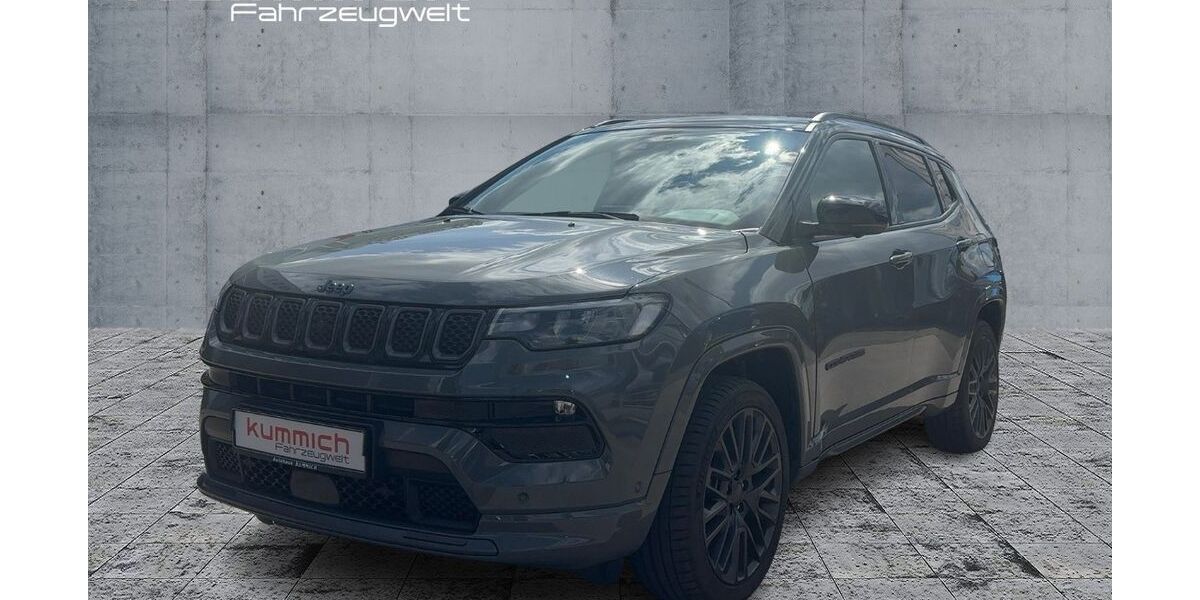 Jeep Compass 18.150 km 23.990 &euro; Aalen-Dauerwang 73457