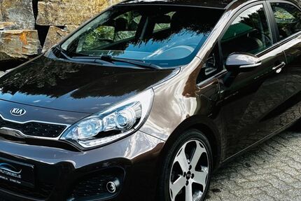 Kia Rio 137.000 km 4.999 &euro; Olpe 57462