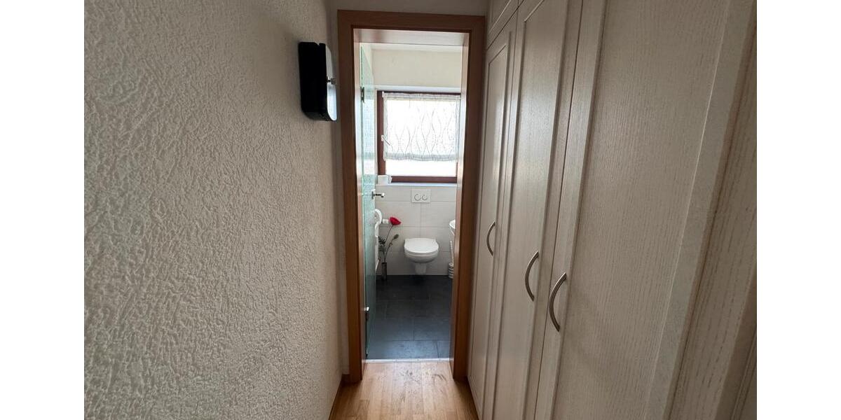 Etagenwohnung Bad Camberg - 4.5 Zimmer, 148 m&sup2;, 1.390&euro; | Angebot:25301692