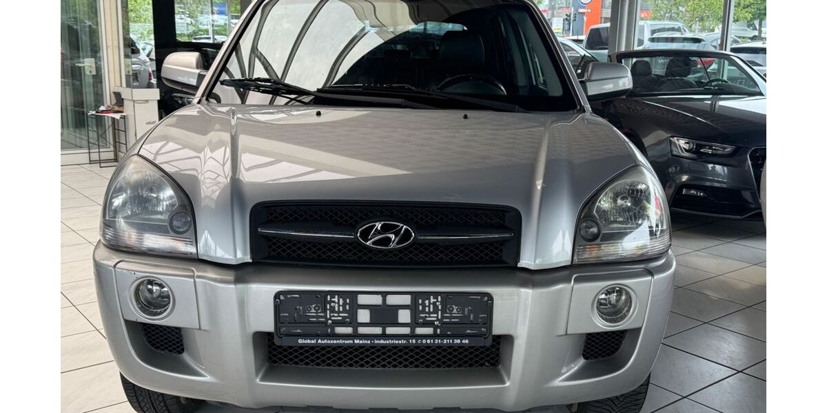 Hyundai TUCSON 171.000 km 3.999 &euro; Mainz 55120