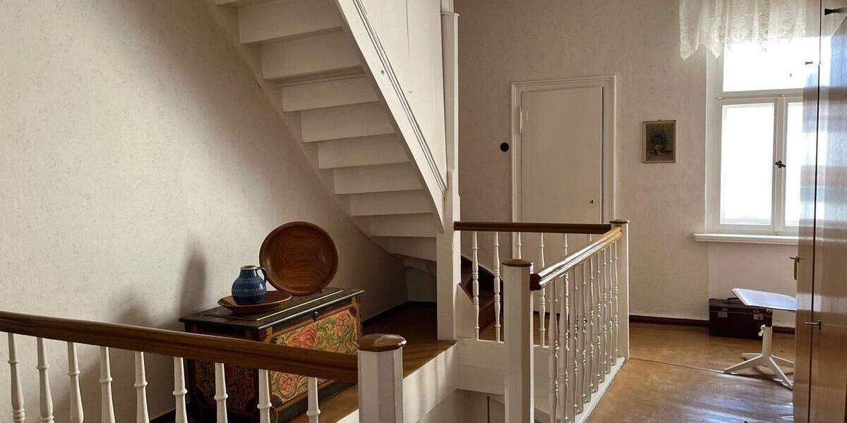 Mehrfamilienhaus, Wohnhaus Grimma - 8 Zimmer, 134 m&sup2;, 160.000&euro; | Angebot:25564311