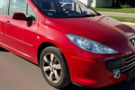 Peugeot 307 186.854 km 2.499 € Ensdorf 66806