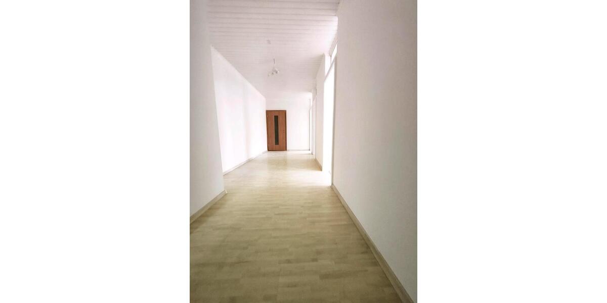 Etagenwohnung Babenhausen - 5 Zimmer, 145 m&sup2;, 1.950&euro; | Angebot:26254508