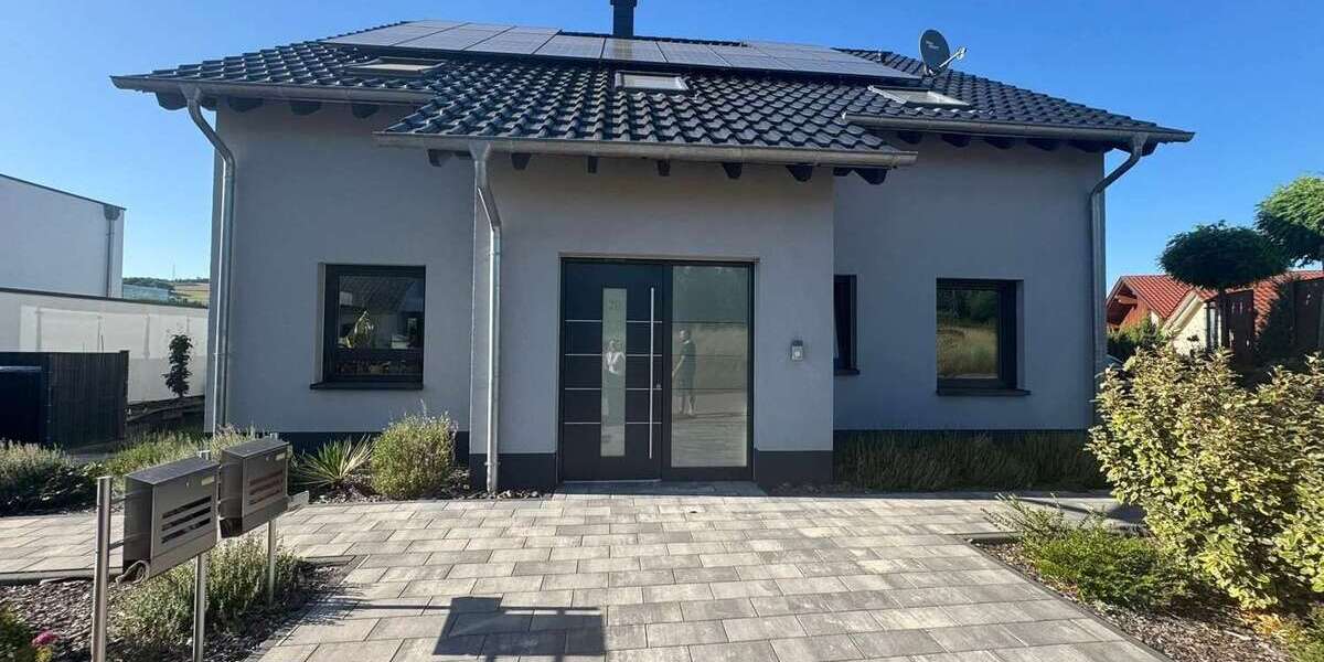 Haus zum Mieten in Nanzdietschweiler 1.550 € 108 m² 3 zimmer