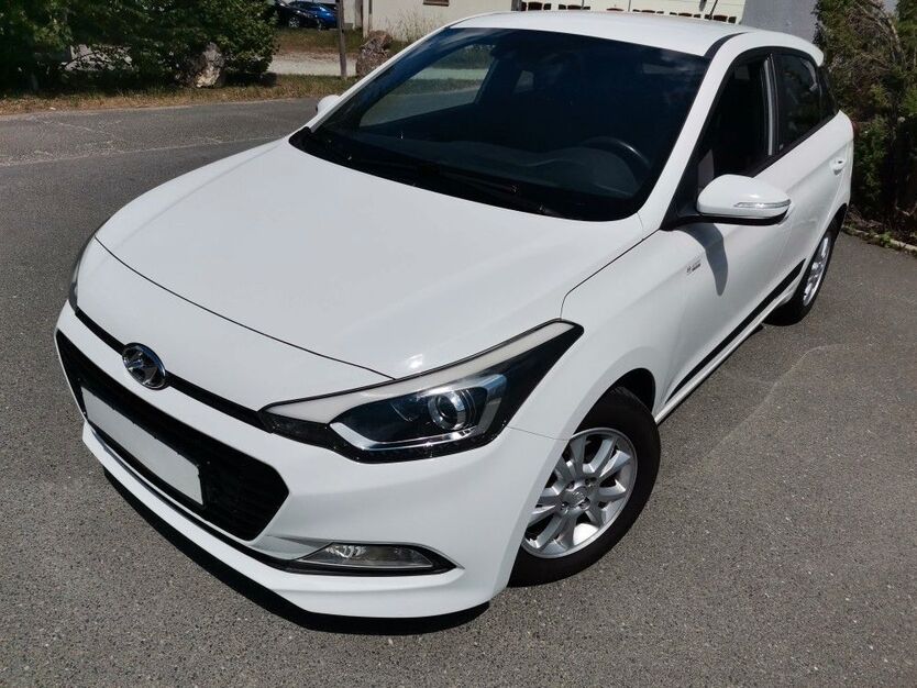i20