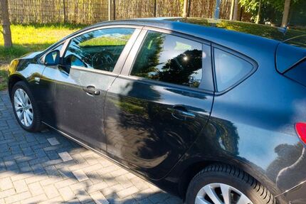 Opel Astra 203.000 km 3.790 &euro; Karben 61184