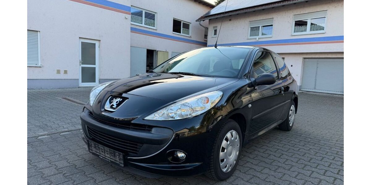 Peugeot 206 112.000 km 2.300 &euro; Nidderau 61130