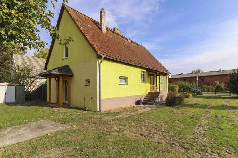 Haus zum Kaufen in Spantekow 80.000 € 75 m²