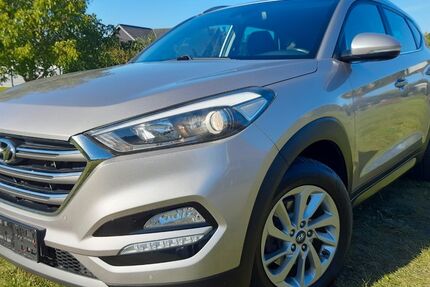 Hyundai TUCSON 93.500 km 15.690 € Schwerin 19055