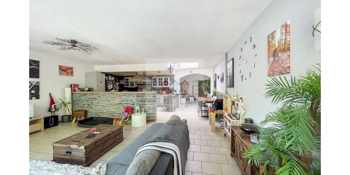 Reihenmittelhaus Bad Schmiedeberg - 7 Zimmer, 270 m&sup2;, 219.000&euro; | Angebot:25692297