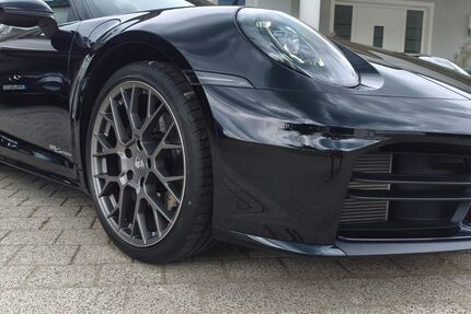 Porsche 992 3.900 km 139.900 &euro; Stahnsdorf 14532