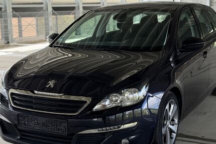 Peugeot 308 146.688 km 3.950 &euro; Berlin 14169