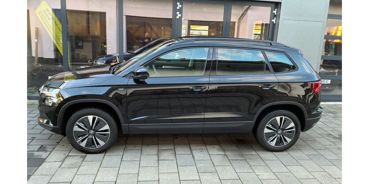 Skoda Karoq 24.423 km 32.350 &euro; Schmallenberg-Niederberndorf 57392