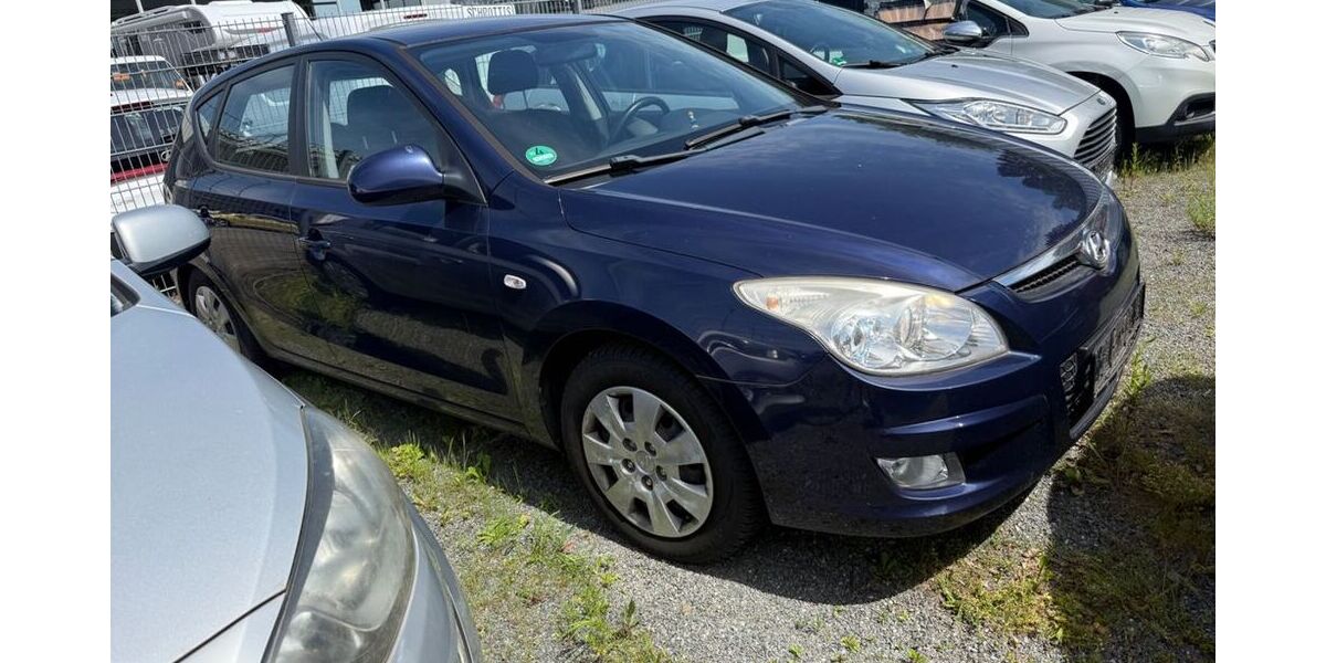 Hyundai i30 218.000 km 2.350 &euro; Wolfenbüttel (Halchter) 38304