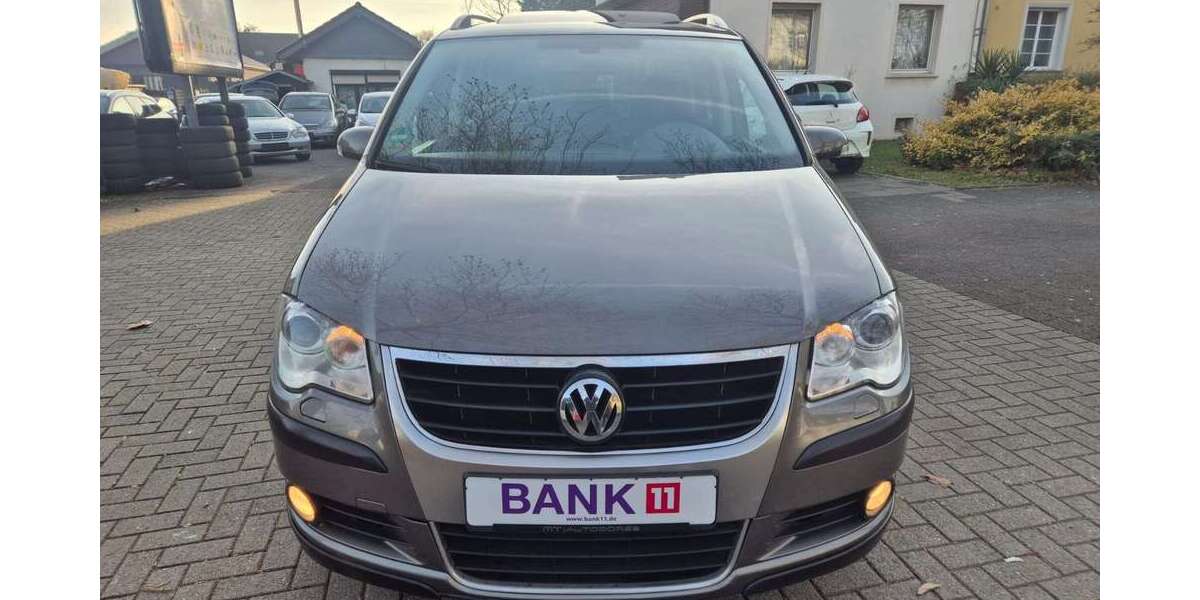 VW Touran 175.500 km 6.500 &euro; Köln 51107