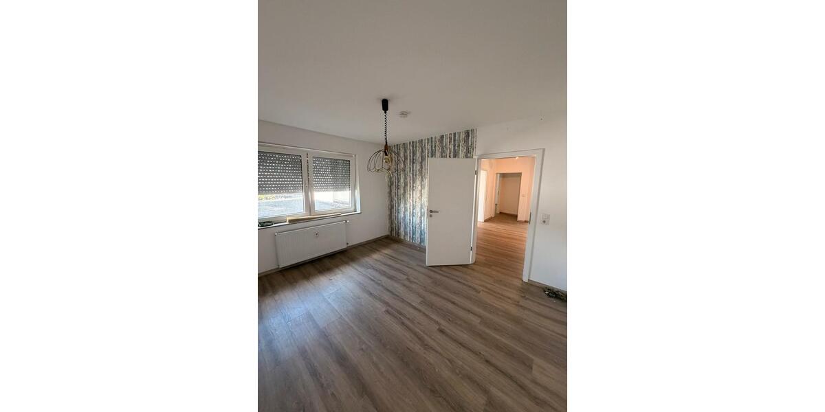 Erdgeschoßwohnung Löhne - 3 Zimmer, 83 m&sup2;, 180.000&euro; | Angebot:26763376