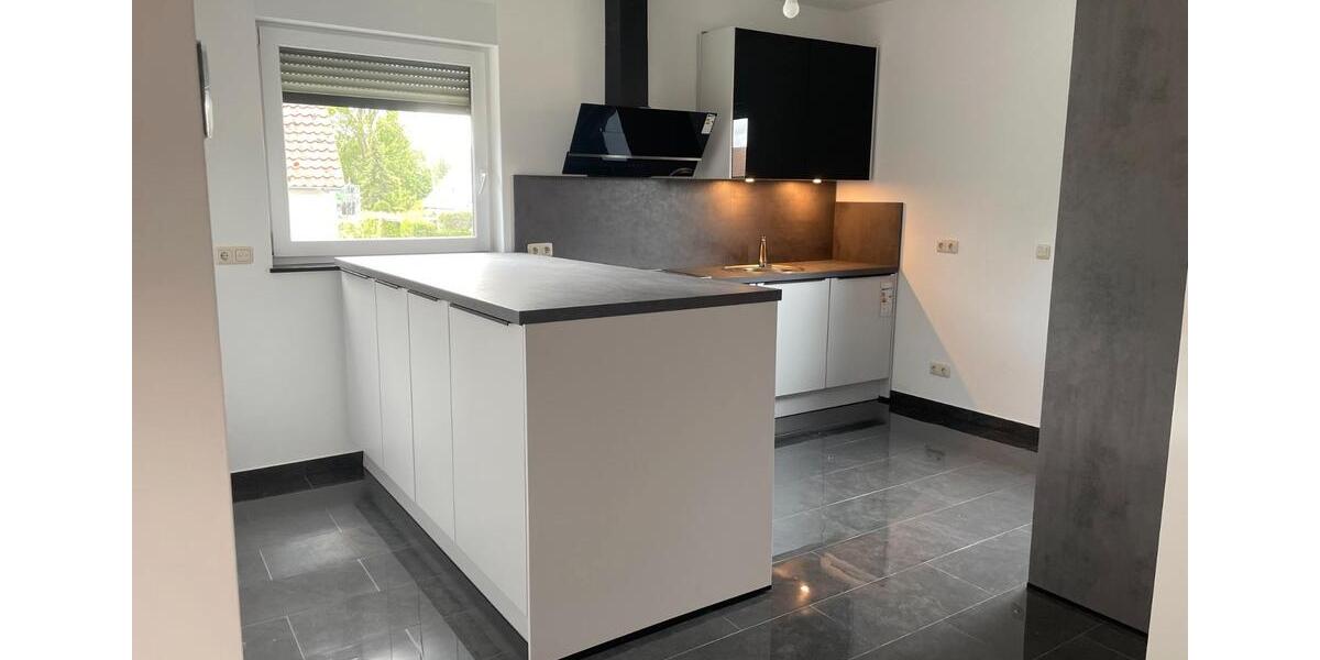 Etagenwohnung Laatzen - 3 Zimmer, 120 m&sup2;, 1.750&euro; | Angebot:26125207