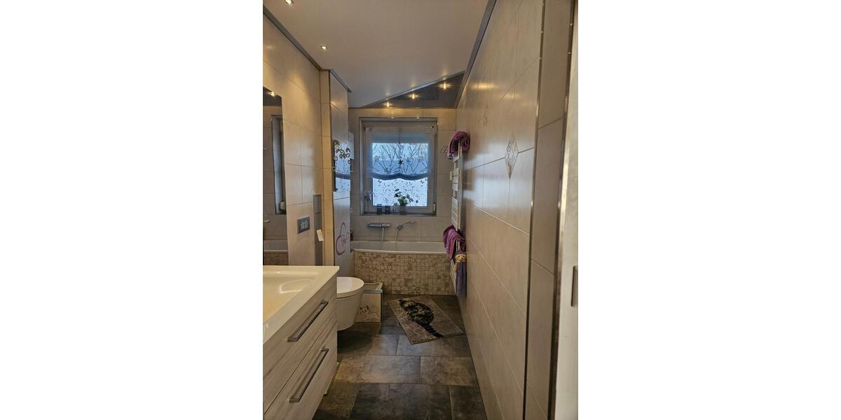 Etagenwohnung Riesa Neuweida - 3 Zimmer, 68 m&sup2;, 100.000&euro; | Angebot:25368316