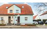 Doppelhaushälfte Leuna - 4 Zimmer, 110 m&sup2;, 179.000&euro; | Angebot:24657998
