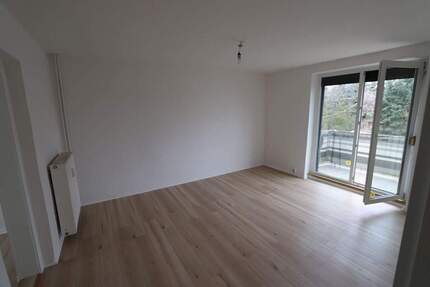 Wohnung Seegebiet Mansfelder Land Röblingen am See - 2 Zimmer, 50 m&sup2;, 325&euro; | Angebot:25568471