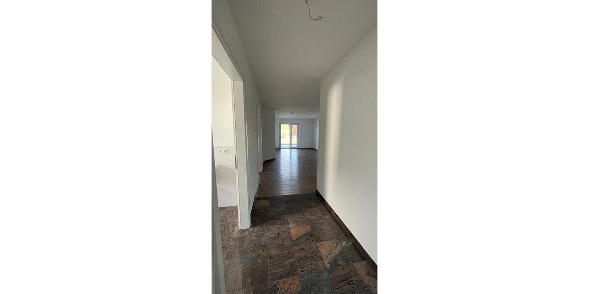 Erdgeschoßwohnung Hardheim - 3 Zimmer, 72 m&sup2;, 900&euro; | Angebot:26152473