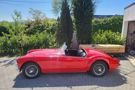 MG MGA