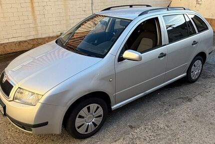 Skoda Fabia 295.000 km 800 &euro; Bergtheim 97241