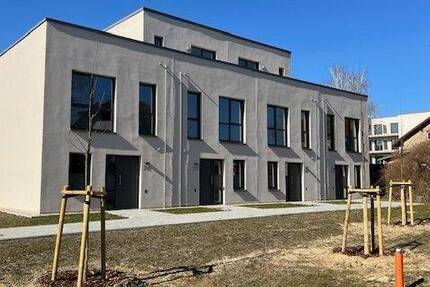 Haus Königs Wusterhausen - 3 Zimmer, 105 m&sup2;, 1.585&euro; | Angebot:23653786